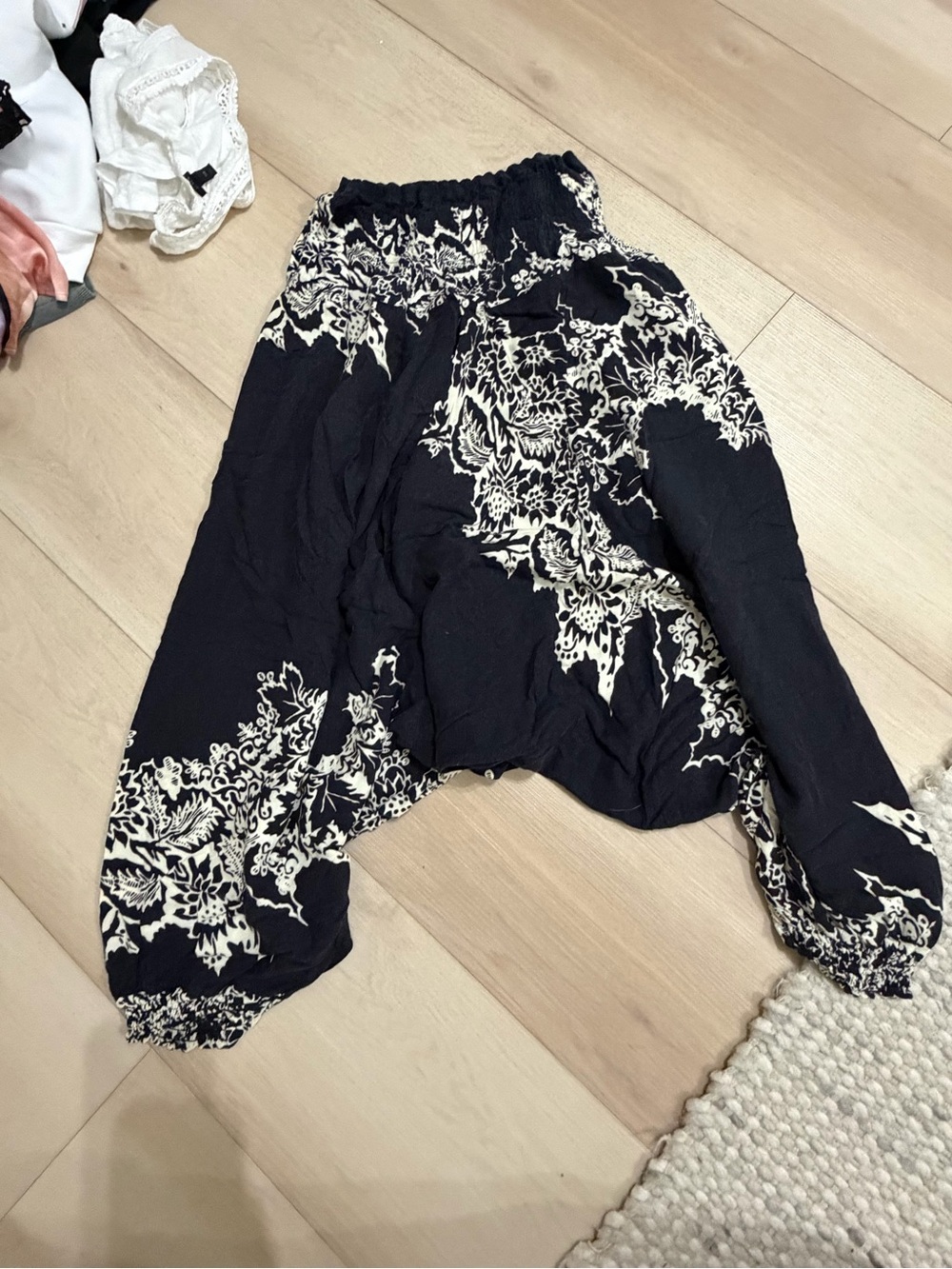 Anthropologie, parachute pants size s/m